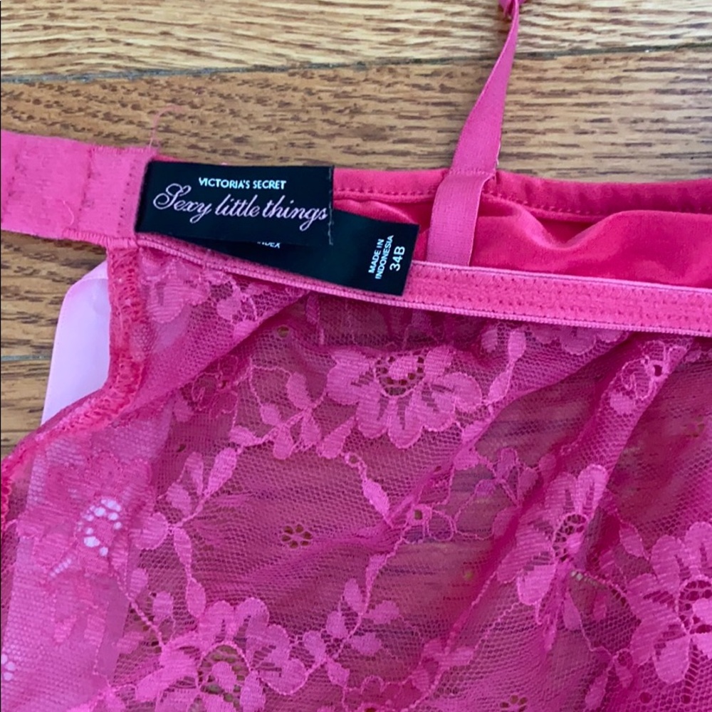 Victoria’s Secret Bra - Picture 4 of 5
